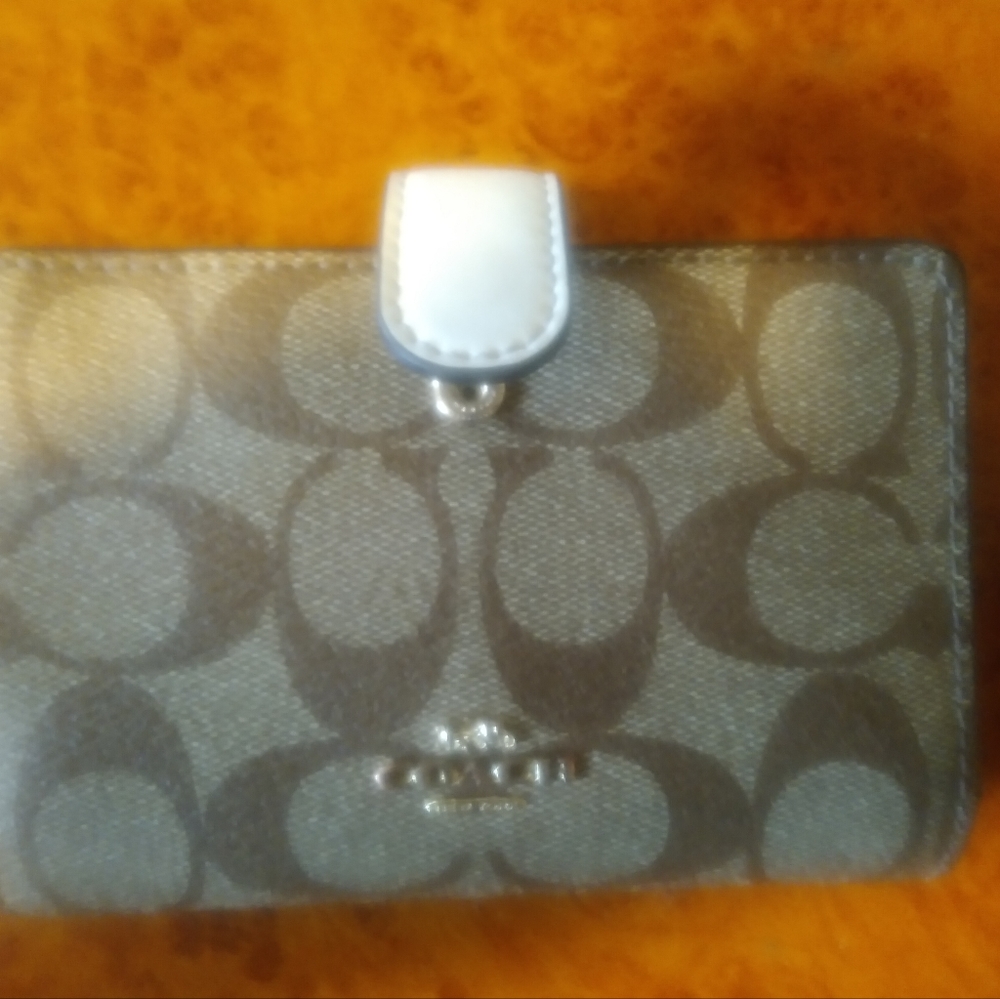 Coach pocketbook